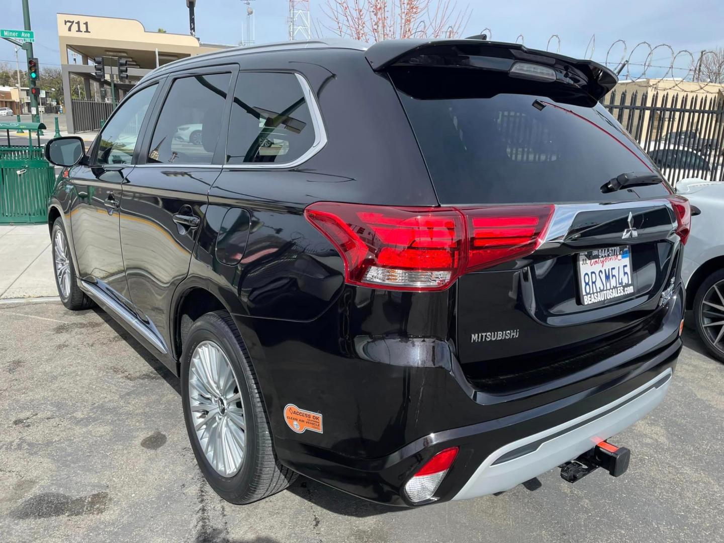 2019 RUBY BLACK /BLACK Mitsubishi Outlander PHEV (JA4J24A51KZ) , located at 744 E Miner Ave, Stockton, CA, 95202, (209) 944-5770, 37.956863, -121.282082 - Photo#12